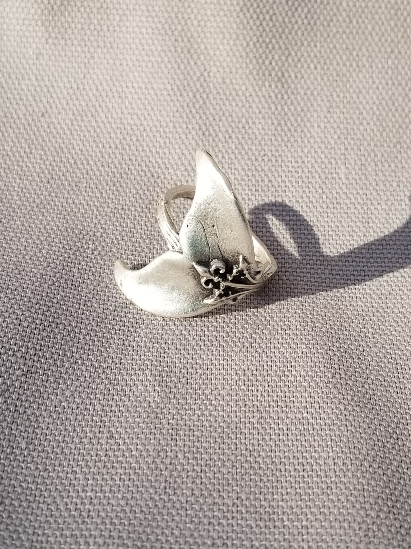 Whale Tail Silver Ring
