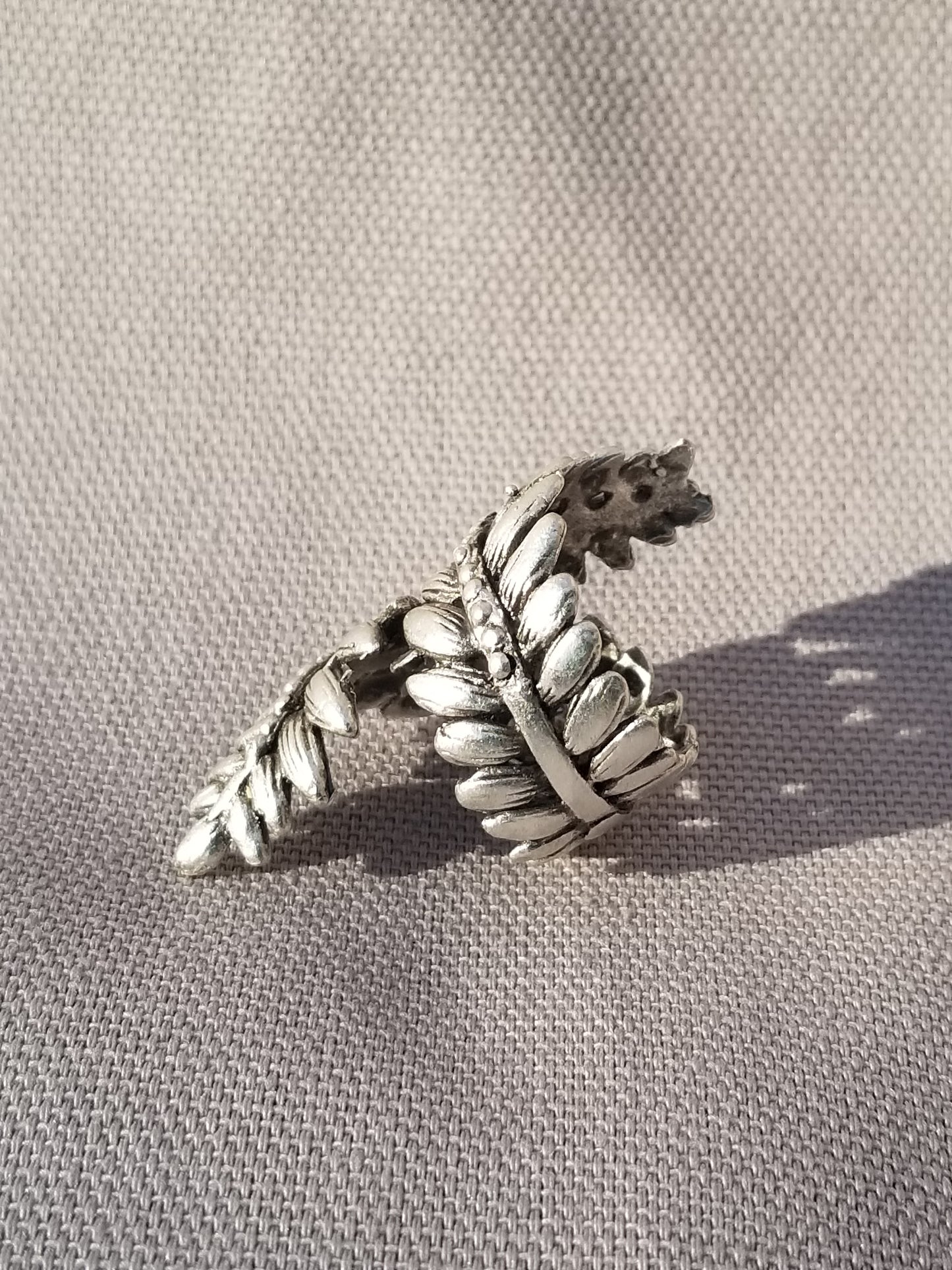 Silver Leaf Ring