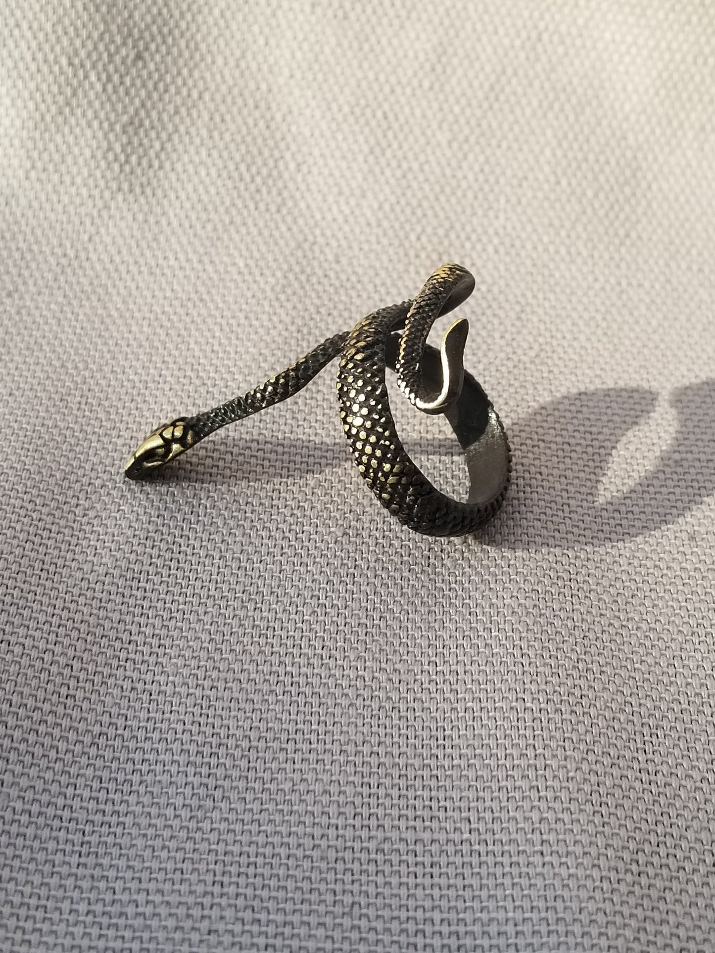 Serpent Metal Ring